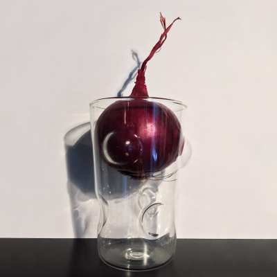 M-K glas met rode ui_7409